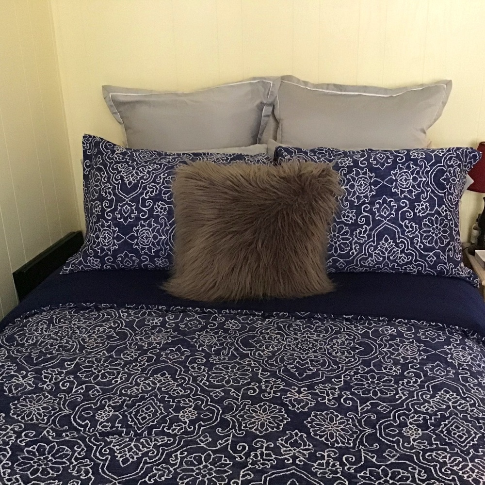 Designer Comforter Set